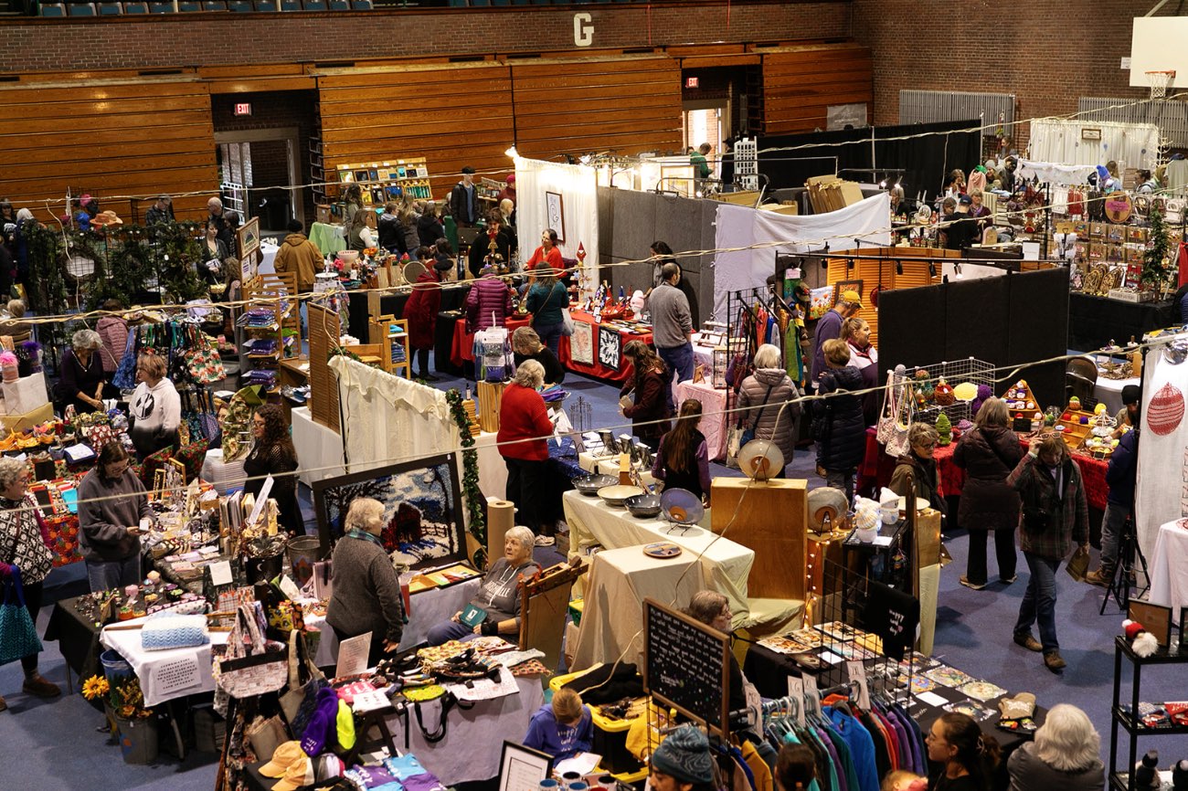 2026 Merry Barre Holiday Craft Fair - VENDOR APPLICATION