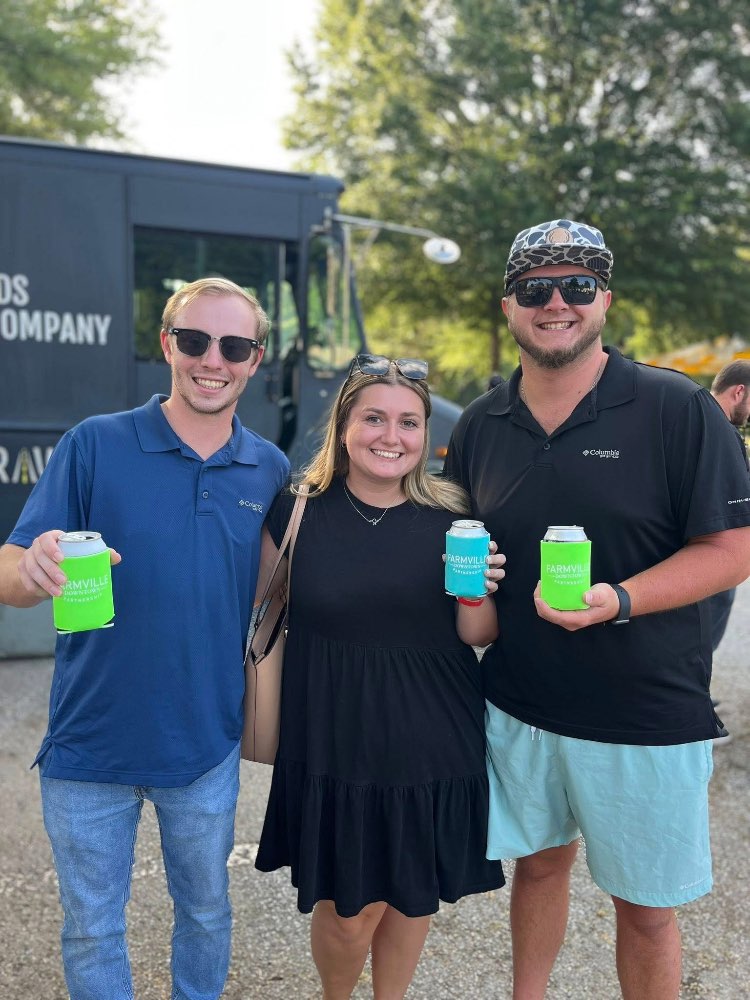 Farmville Fridays 2026 - Food Truck & Vendor Registration