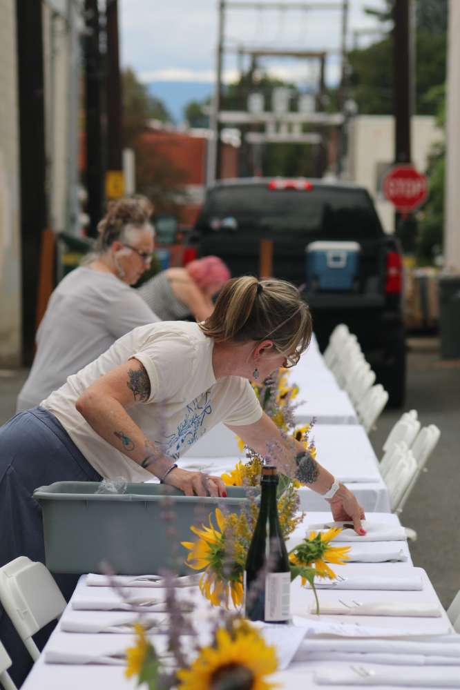 Volunteer at Blank Canvas Party 