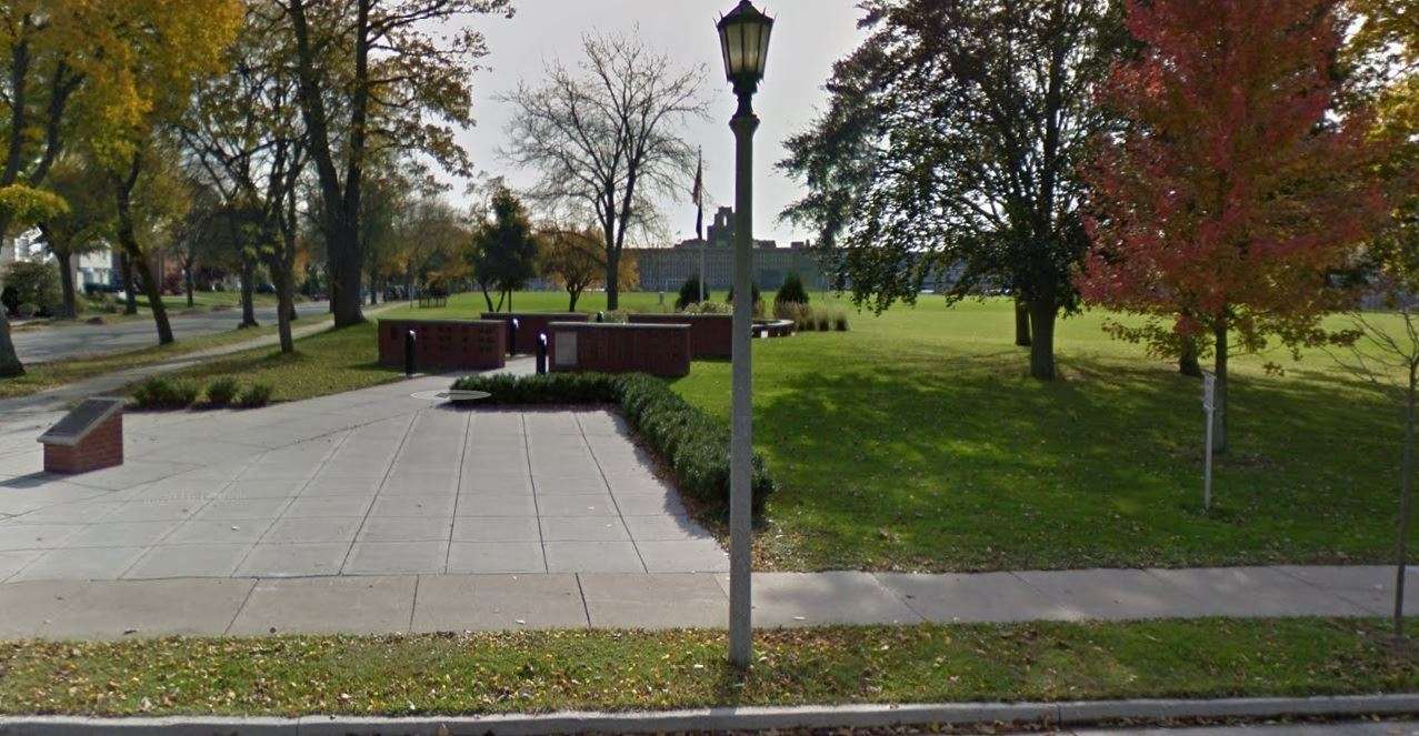Armory Park Memorial Tree