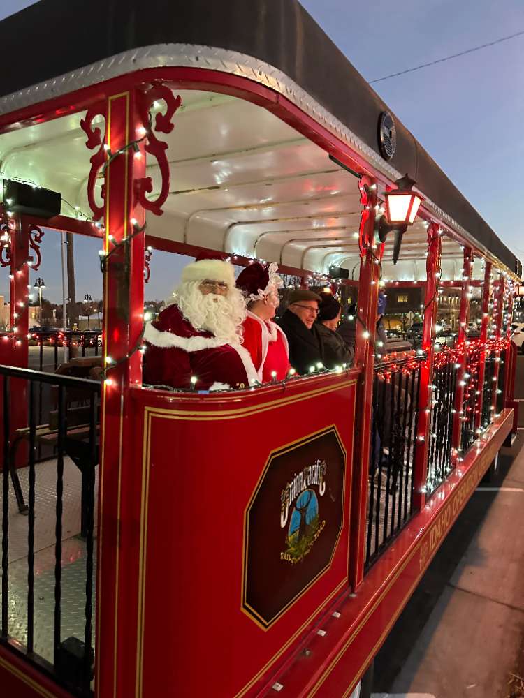 Holiday Spirit Supporters