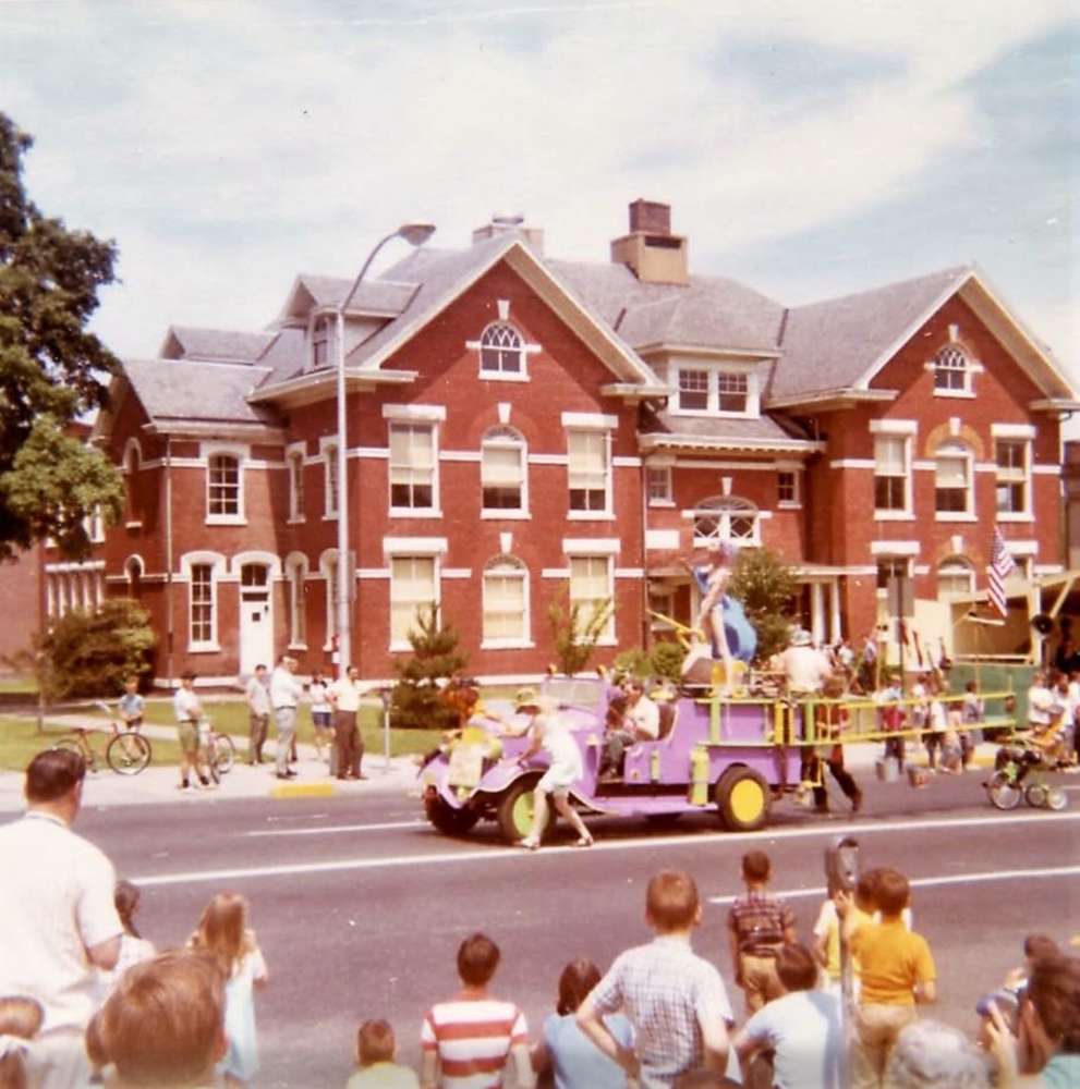 Bloomfield Avenue School 
