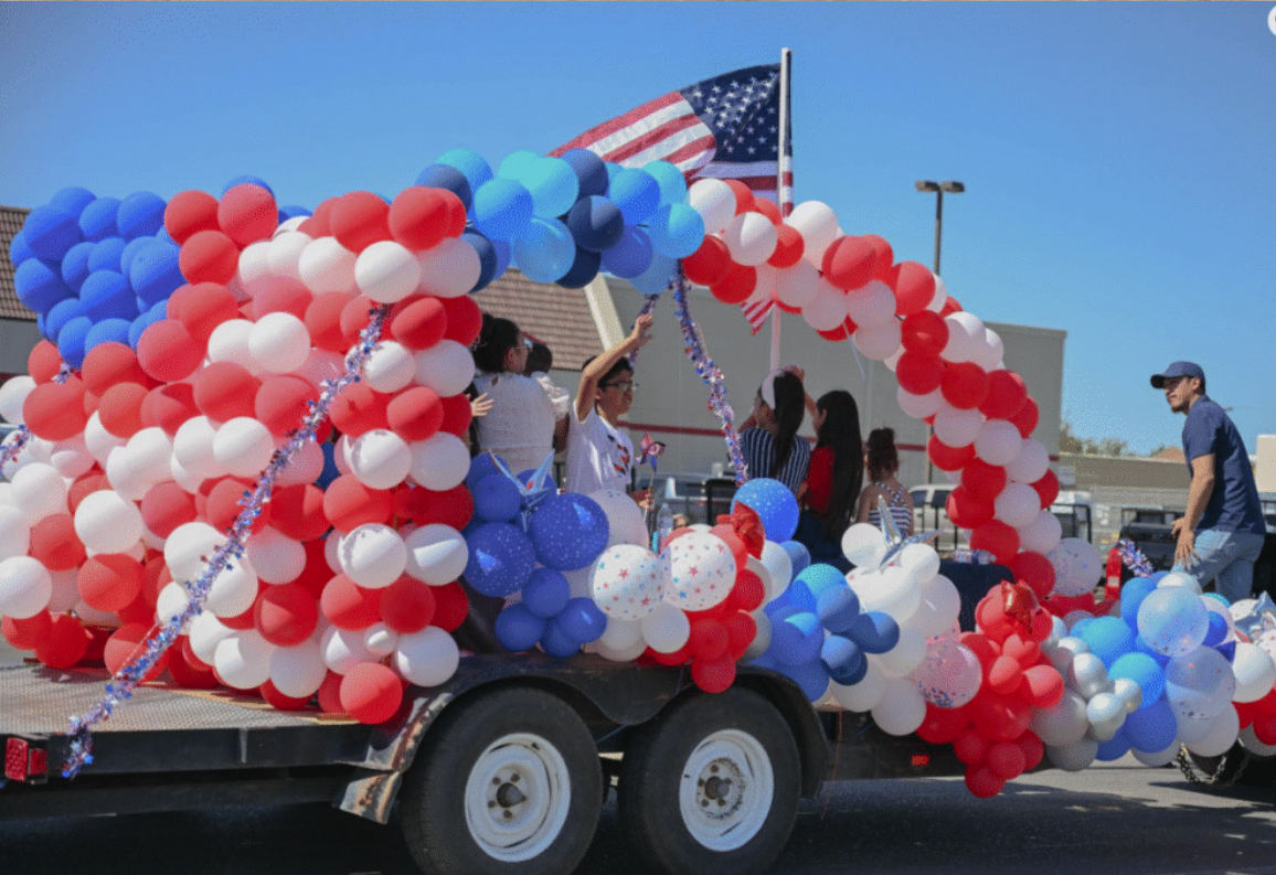 Single Vehicle or Non-Vehicle Parade Entry