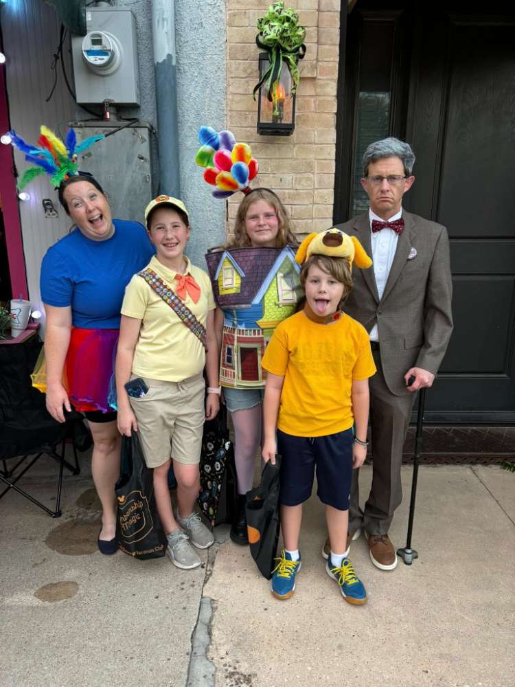 Halloween Costume Contest