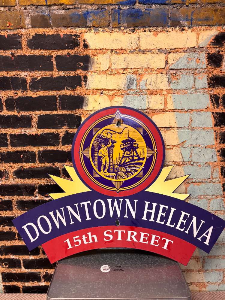 Sign 23: 15th Street 
