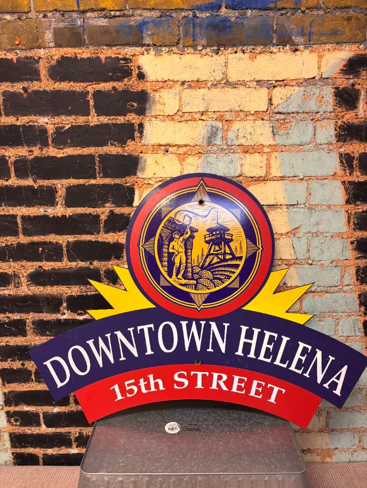 Sign 24: 15th Street 