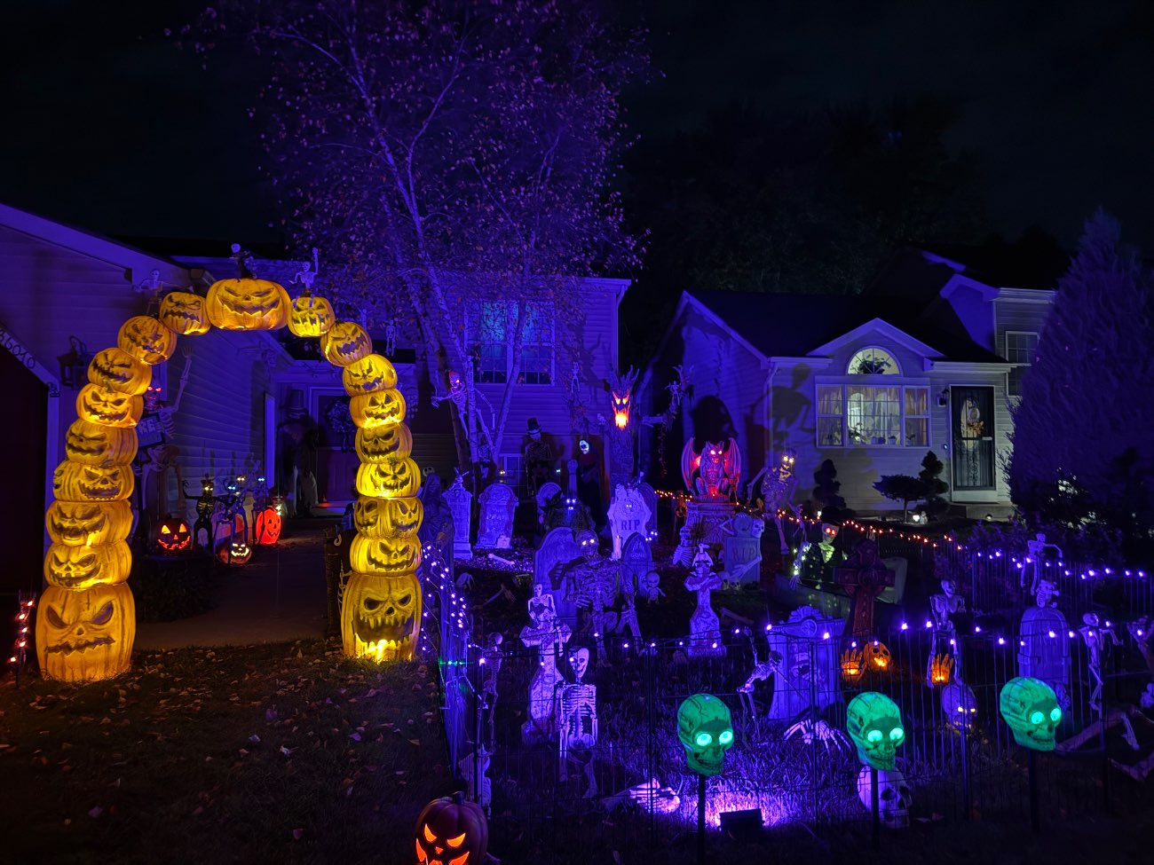 Halloween House Decorating Contest Registration