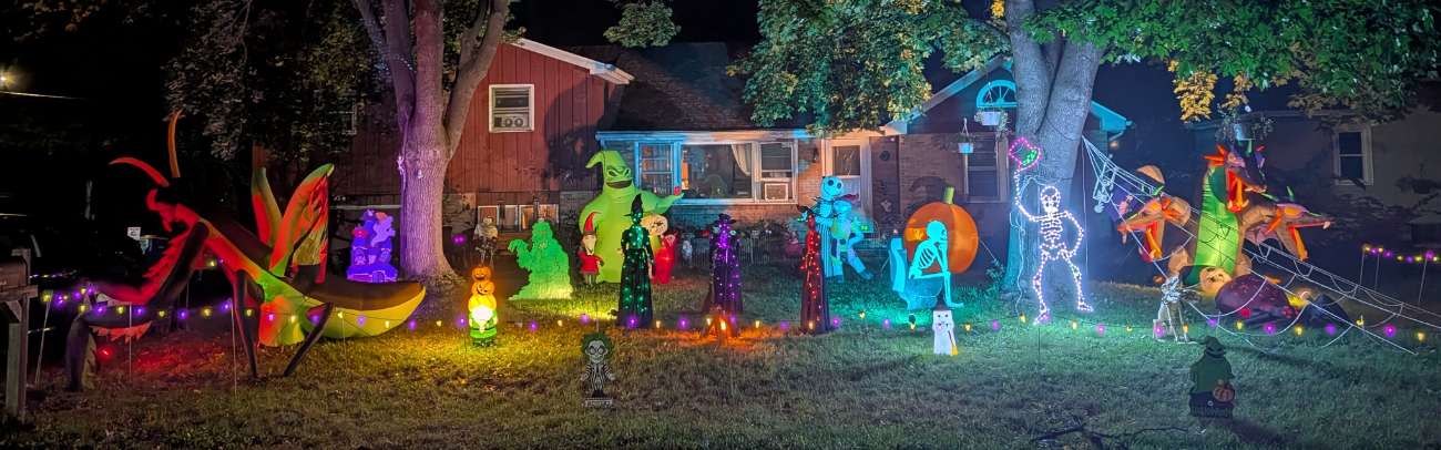 Halloween House Decorating Contest Registration