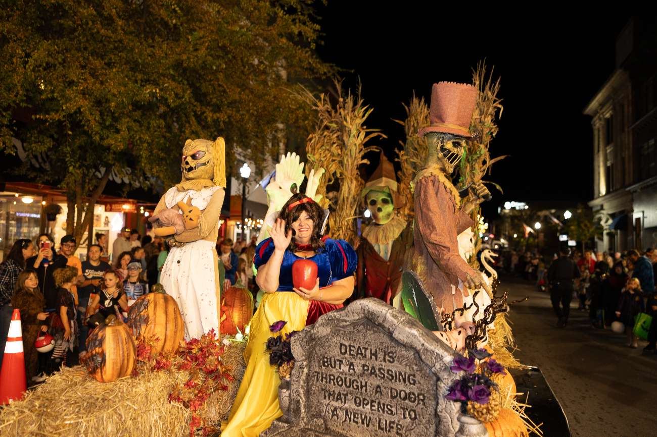 Halloween Parade Load-in and Staging Volunteers