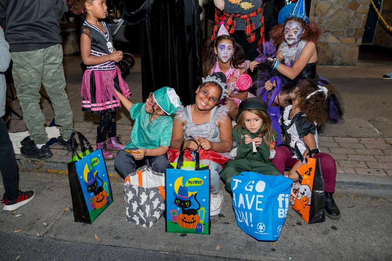 Halloween Parade Route Safety Volunteers - 800 Block 